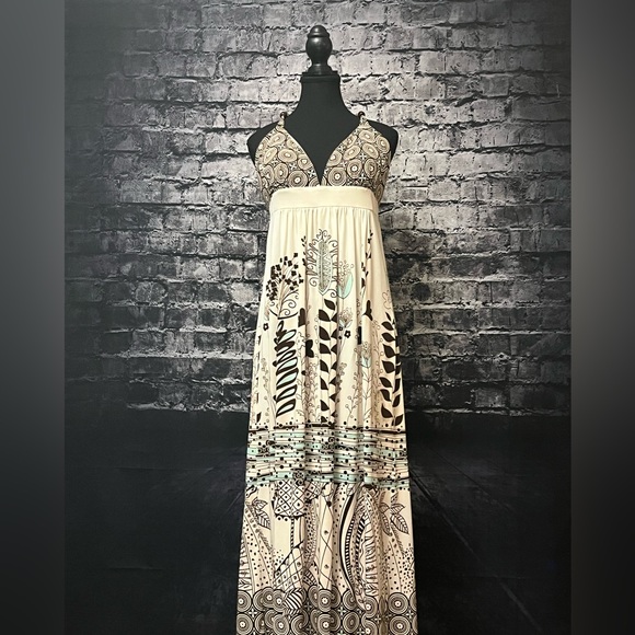 Alyn Paige New York Dress - Picture 3 of 5